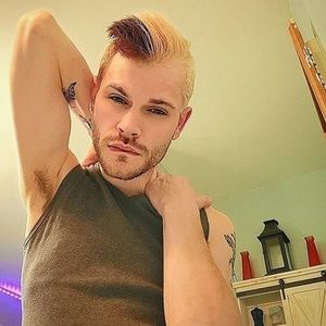 Meet your Posher, Timothy